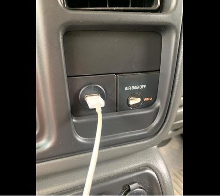 自動車,自転車,オートバイ用の電圧24VUSBダッシュマウントアダプタ