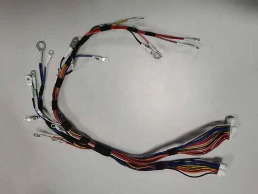 RoHS に準拠する 20P 接続器 カスタマイズされたワイヤー ハーネス 18-26AWG ワイヤ 計 UL